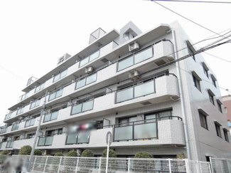 【外観】 | 5階南東角部屋・43.68平米のルーフバルコニー付のため採光・眺望良好
明るいリビングと接した和室はオープンにすると開放感あふれるスペースに。