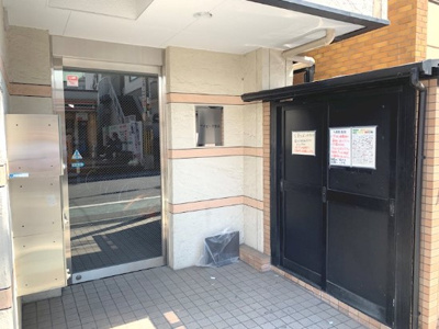 【エントランス】 | アズビー千里山 | エントランス★