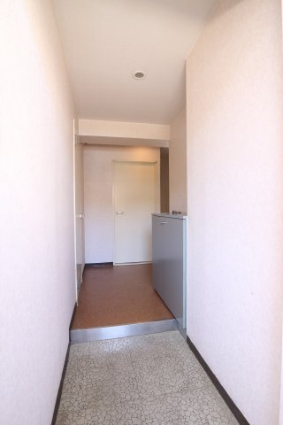 ベルトピア塩屋Iの玄関