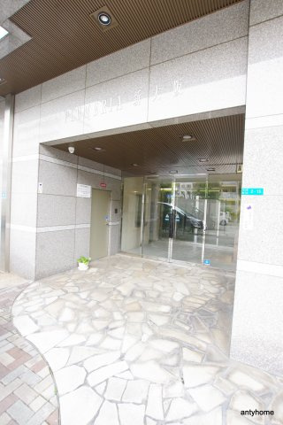 プルメリア新大阪　仲介手数料無料のエントランス