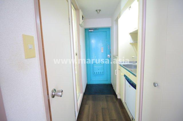 フレクション堀川の居間・リビング