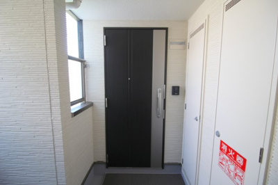 【玄関】 | ルセリア豊中