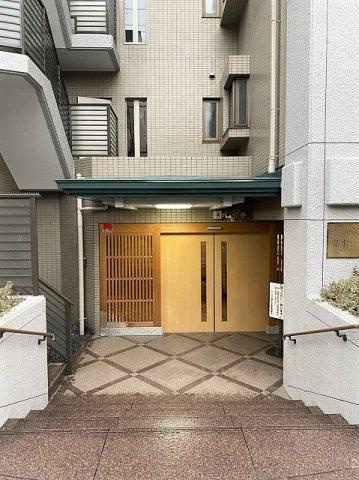 ◆駅徒歩３分＆３沿線利用可能◆最上階の三方角住戸◆レックス清水五条のエントランス|エントランス