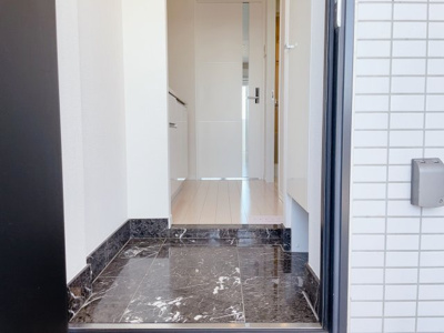 【玄関】 | ステージファースト駒沢