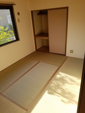 【寝室】 | サンリッチ