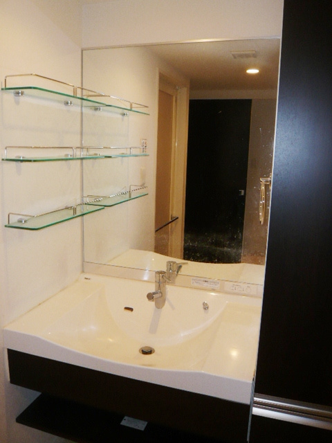 アルフィーネ久留米諏訪野町【キャッシュバック対象物件】の独立洗面台