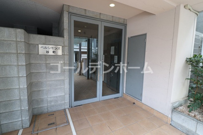 【エントランス】 | ベルシモンズ谷町
