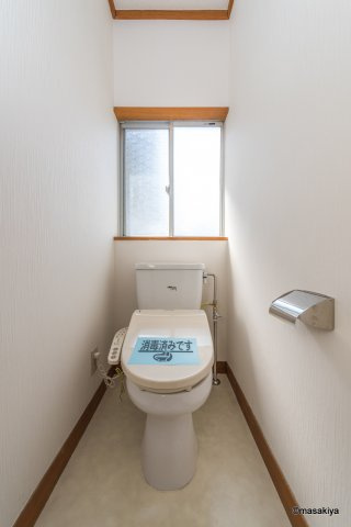 コーポ吉田のトイレ|トイレ　ウォシュレット付き。