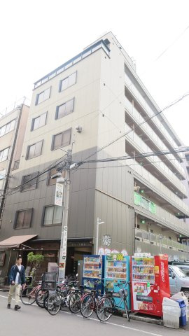 スペース難波