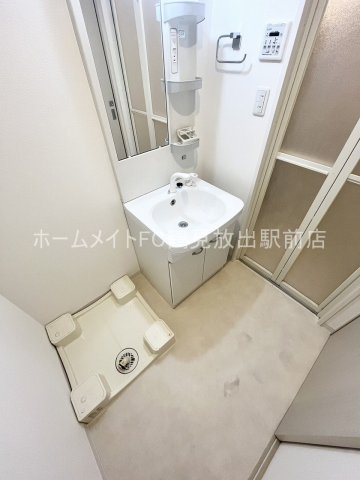 グランツ鶴見の洗面所