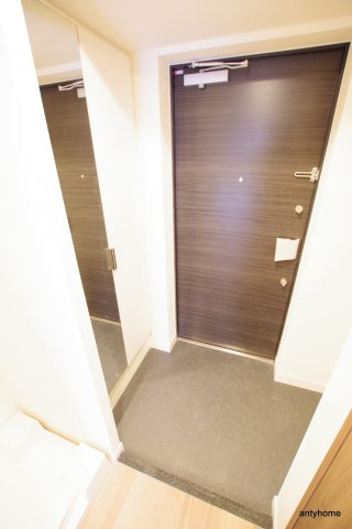 PHOENIX新大阪　仲介手数料無料の玄関