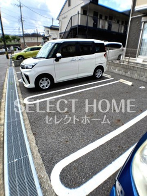 【駐車場】 | ヴィブレ・Ｓ | 駐車場があるので、車を買う予定の方も安心です