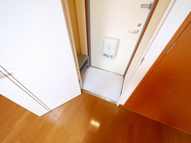 KBK高天ビルの玄関