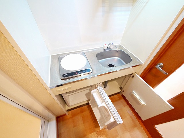 KBK高天ビルのキッチン