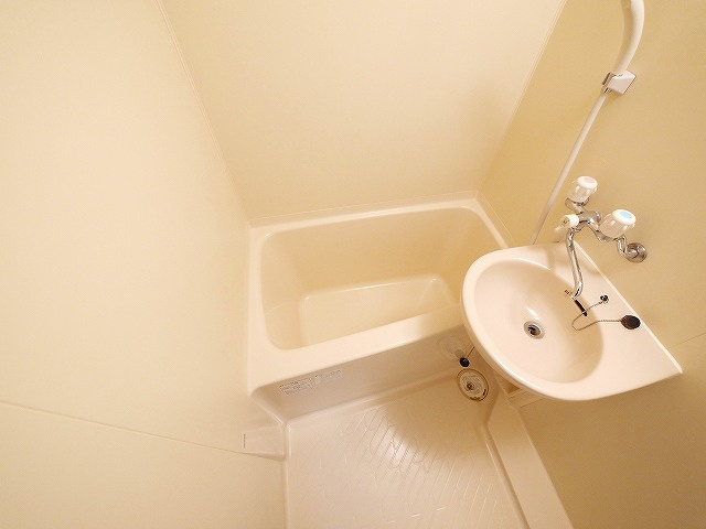 KBK高天ビルの浴室