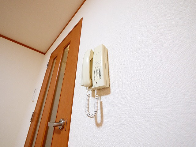 KBK高天ビルのセキュリティ|インターホンです