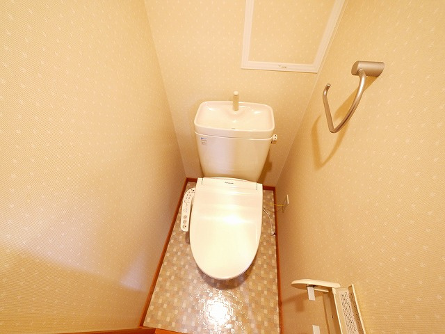 KBK高天ビルのトイレ|シンプルで使いやすいトイレです