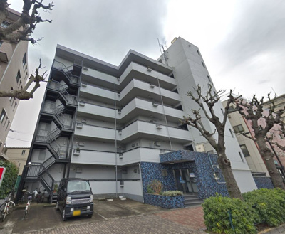 【外観】 | ダイアパレス上池台 | 4階部分・東南角部屋のため陽当り・通風・眺望良好です。
快適なエアコンや収納力の高いウォークインクローゼット設置♪