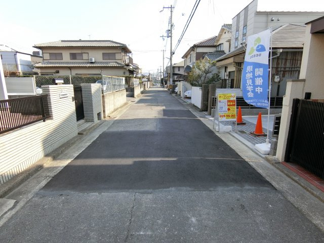神戸市垂水区御霊町　新築戸建の前面道路含む現地写真