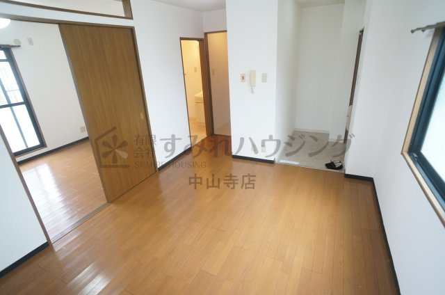 エンジェル坂下の居間・リビング