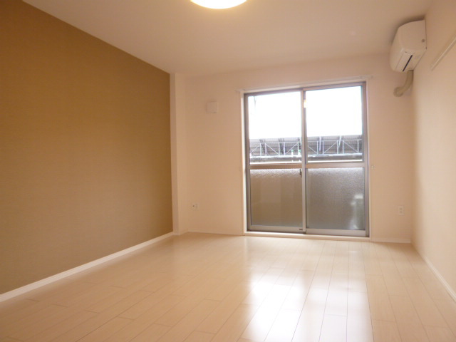 カーサひまわりⅡの洋室