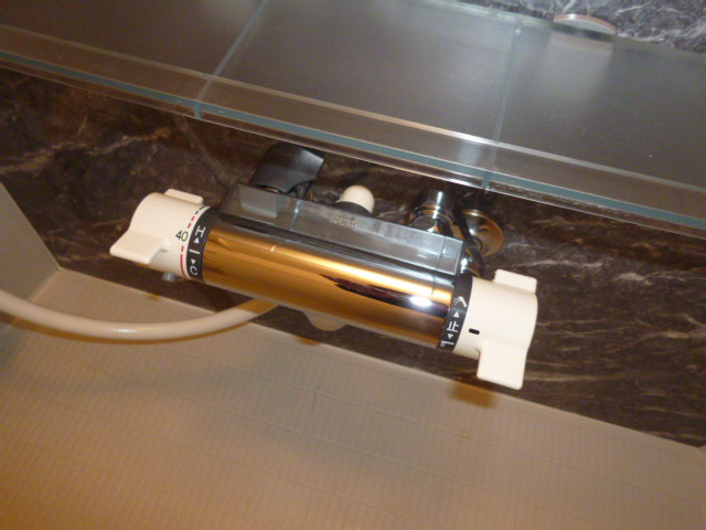 カーサひまわりⅡの浴室|サーモスタット水栓