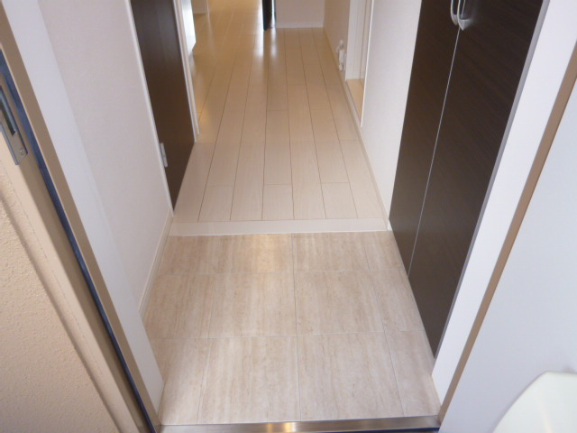 カーサひまわりⅡの玄関