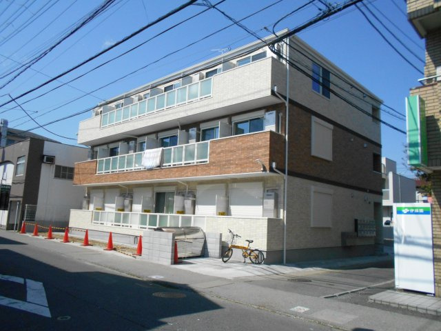 パルトネール市川の外観