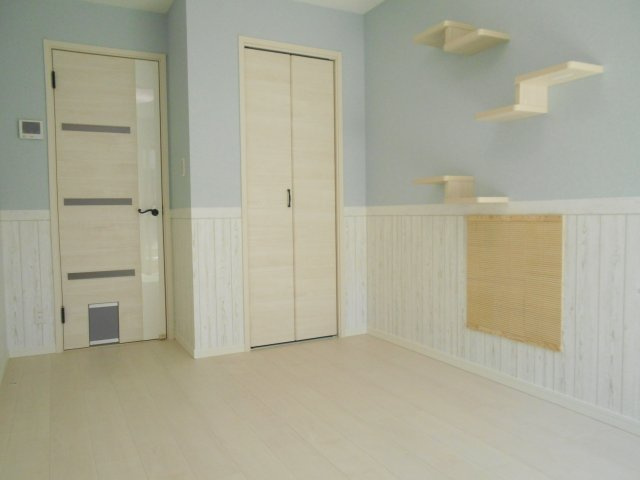 パルトネール市川の洋室