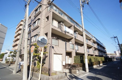 【外観】 | コスモ戸田ピアハイツ | 南道路　日当たりの良い建物です