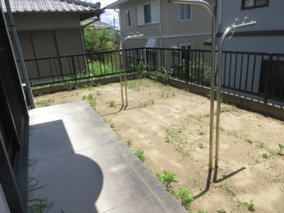 【庭】 | 三木メゾネット