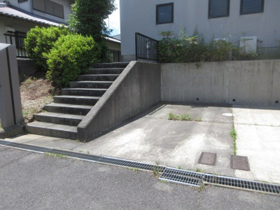 【駐車場】 | 三木メゾネット