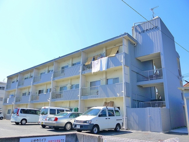 いせやハイツの外観