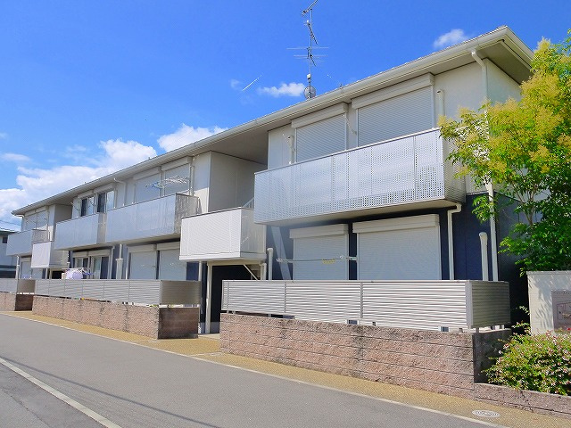 シャーメゾン相楽の外観|外観は落ち着いています