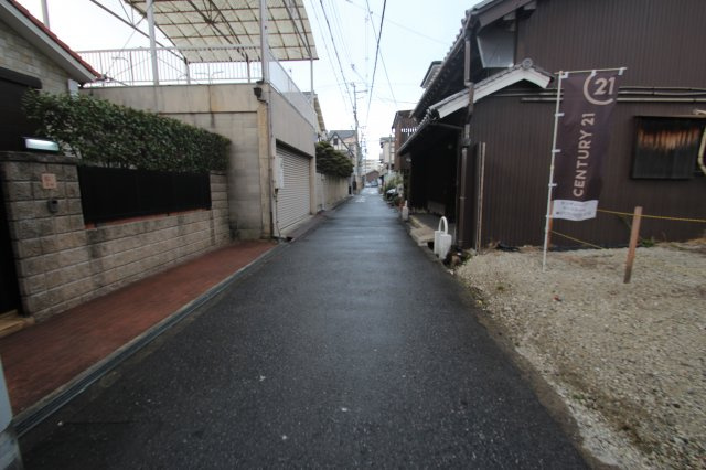 ケーズグランデ　平野東（土地）の前面道路含む現地写真|前面道路含む現地土地写真です。
こちらの物件のお問い合わせは℡　0120-920-616
いつでもお気軽にお問い合わせください♪