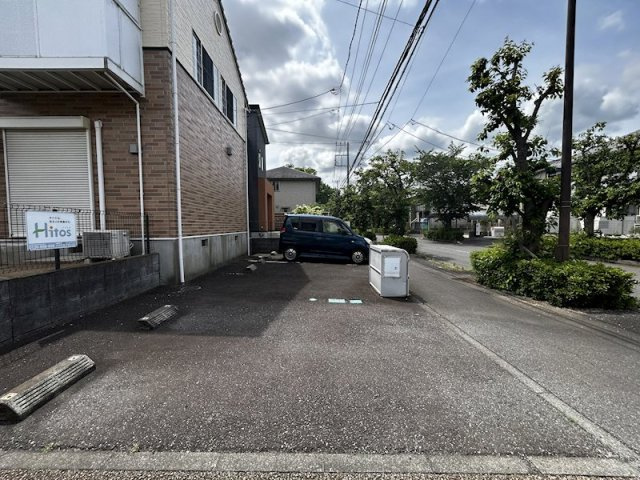 ルミエールの駐車場