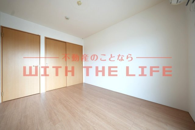 グリーンヒルズ津福【キャンペーン対象物件】の洋室|広々とした洋室です