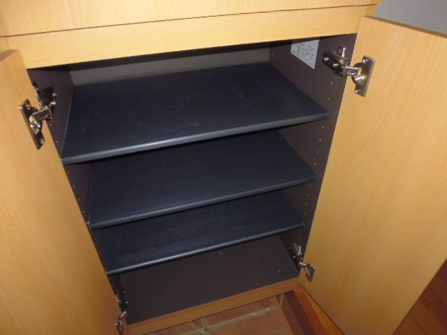 フォレストパークⅡの玄関|シューズボックス