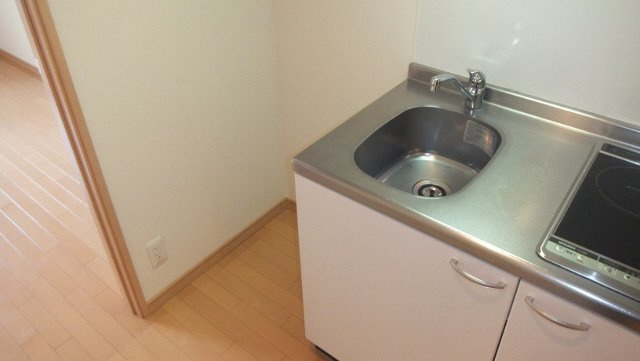 プランドールのキッチン|キッチン横スペースです。