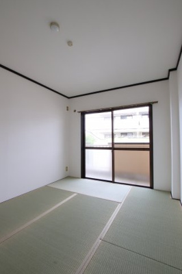 【寝室】 | サニーハイツ健翔