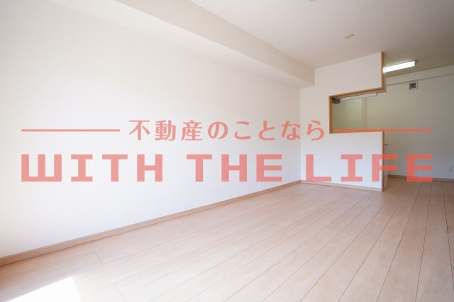 グリーンキャッスル【10,000円キャッシュバック対象物件】の居間・リビング|ゆったりとしたリビングです