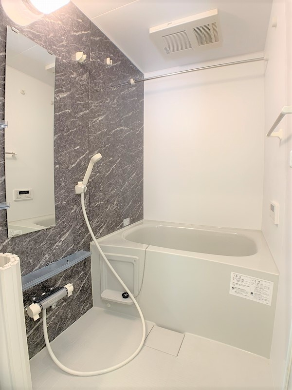 パークストリート2の浴室