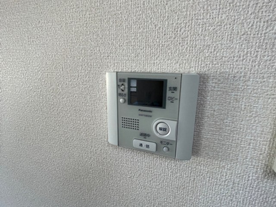 【セキュリティ】 | サニープレイス | 防犯対策に有効なカメラ付きインターホン！突然の来客にもバッチリ対応できちゃいます☆