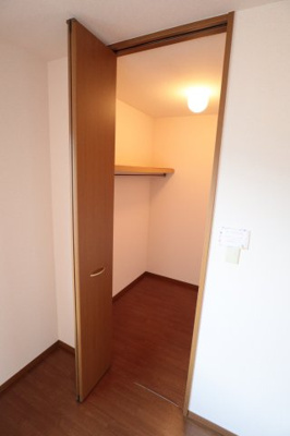 【収納】 | パークハイム壱番館 | ウォークインクローゼット