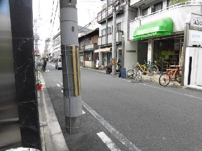 アーバンレイ１２の周辺|前面道路
