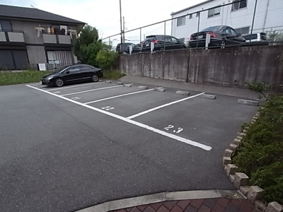 【駐車場】 | パルティーダ | 駐車場