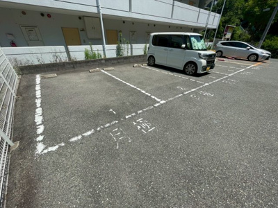 【駐車場】 | ボシュケ大津和