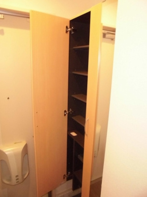 【玄関】 | コージーハウス | 明るい玄関です