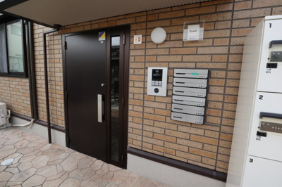 【エントランス】 | ソレイユアンサンブル