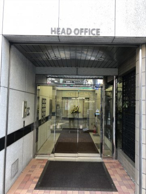 【エントランス】 | ジャロックビル